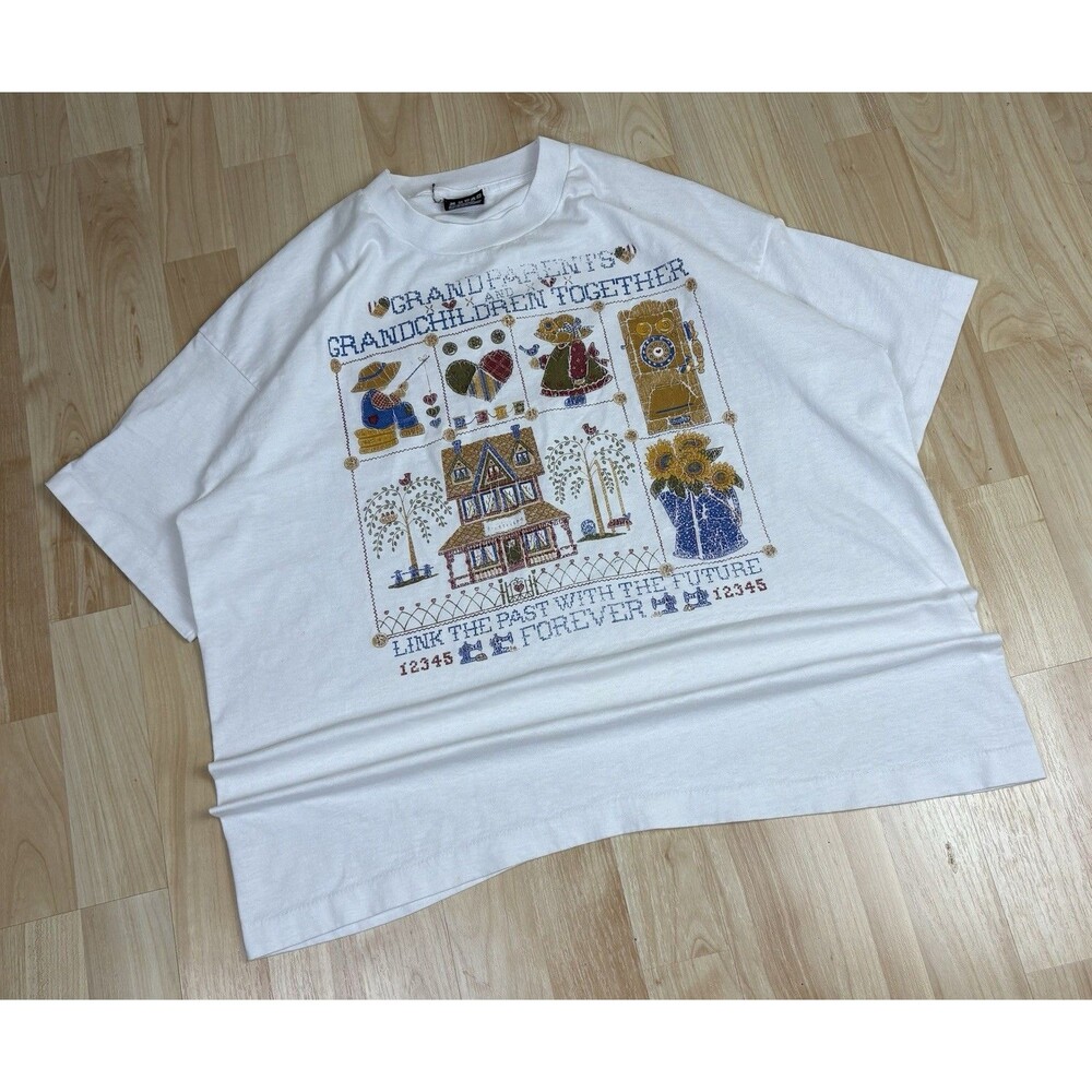 Vintage 90s Single Stitch Grandma  Style T-Shirt / White / Size XL